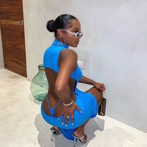 Elegant Blue Backless Dress